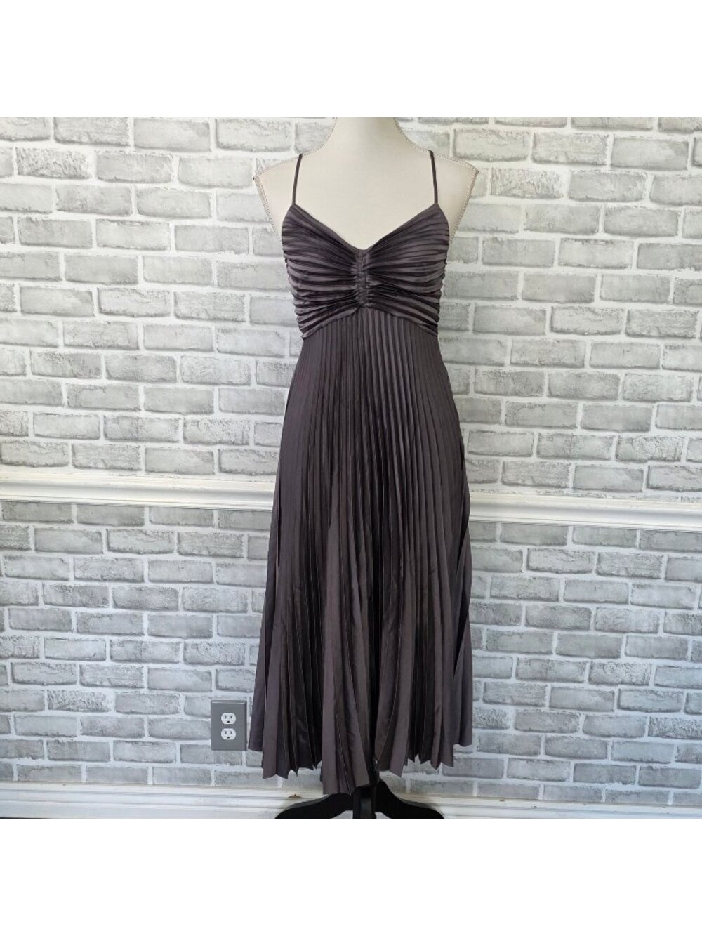 Banana Republic NWT Petite 0 Satin Pleated Midi Dress Muted Purple Retro Chic